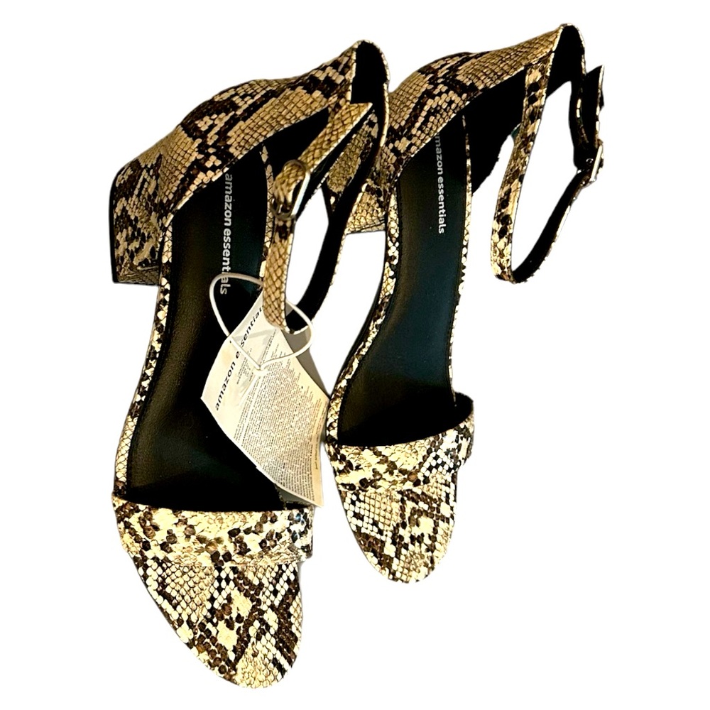 Amazon Essentials faux snakeskin block heels. Size 10. NWT. Never worn